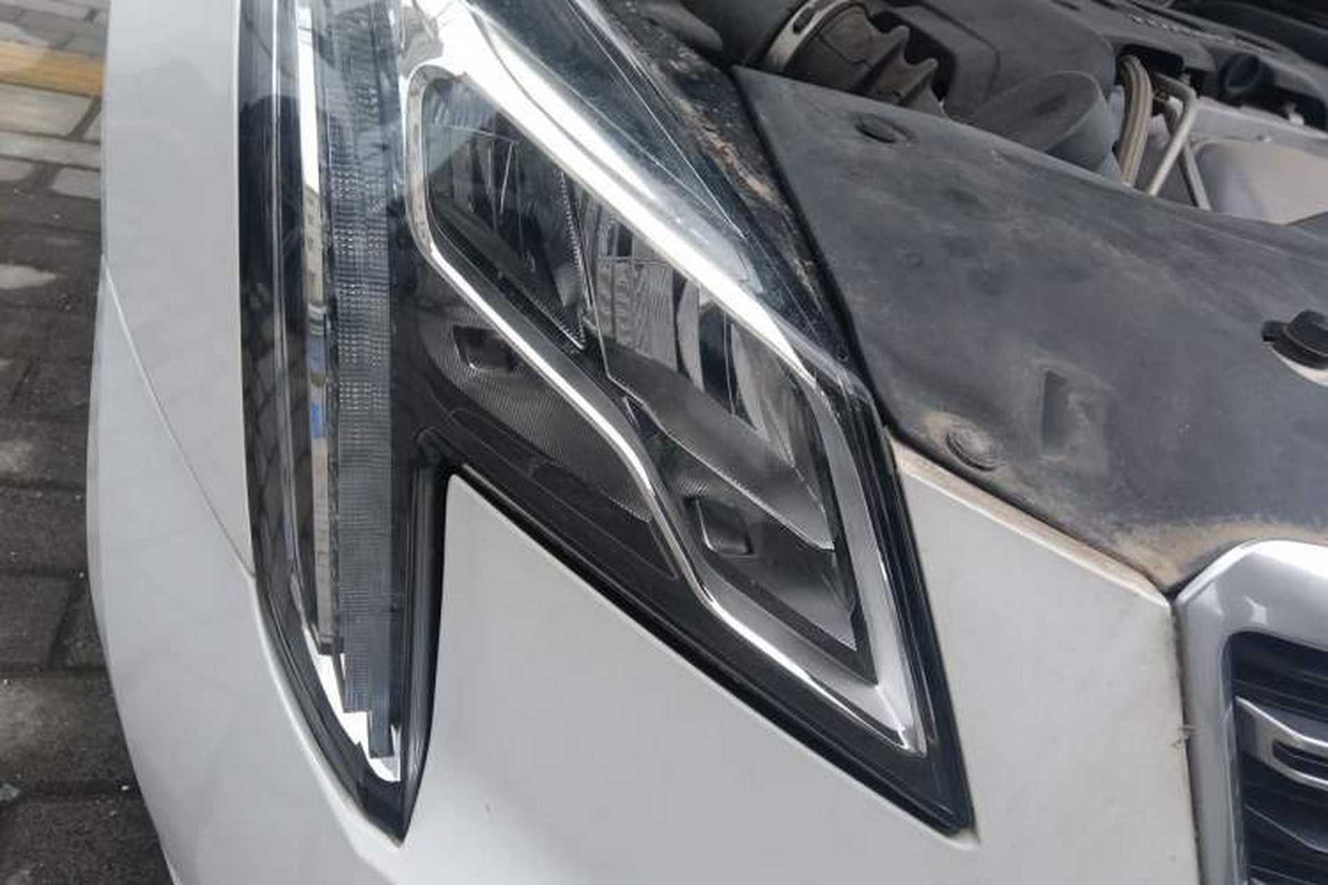 Used Cadillac XTS 2018 28T Tech Edition Right Front Headlight