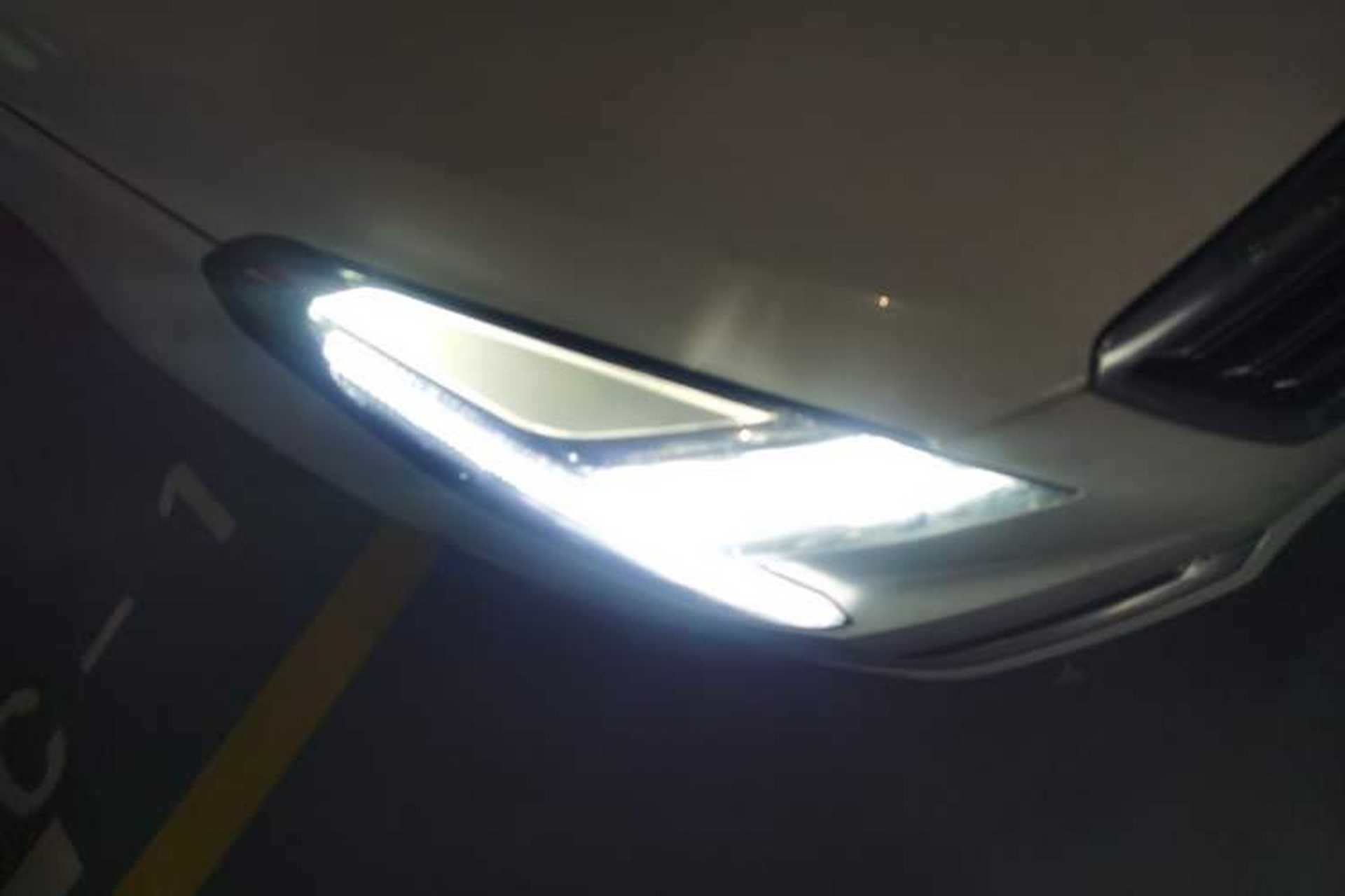 Used Cadillac XTS 2018 28T Tech Edition Right Front Headlight