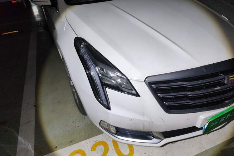 Used Cadillac XTS 2018 28T Elite Edition Right Front Headlight