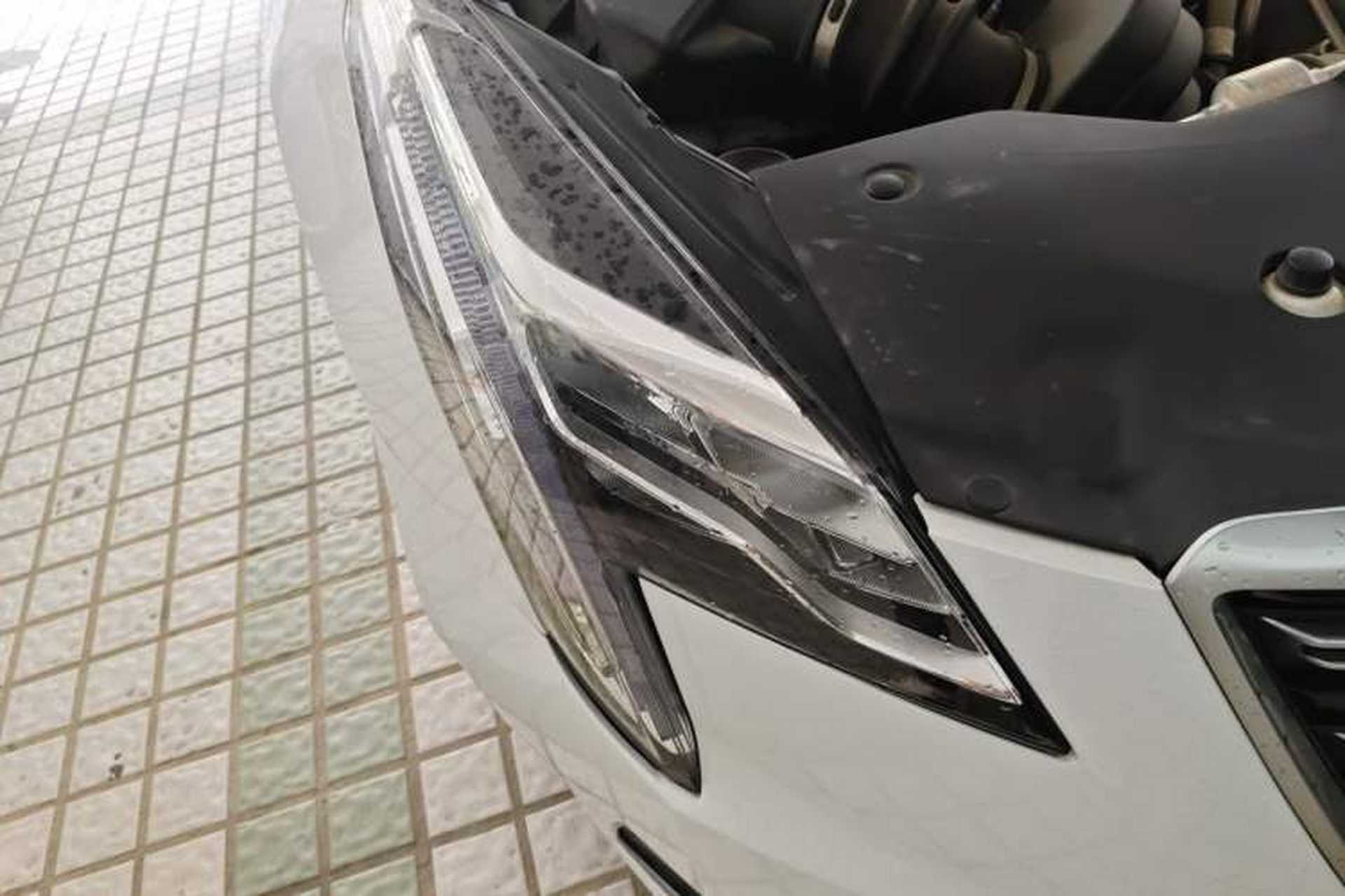 Used Cadillac XTS 2018 28T Tech Edition Right Front Headlight