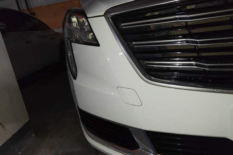 Used Cadillac XTS 2018 28T Tech Edition Right Front Headlight