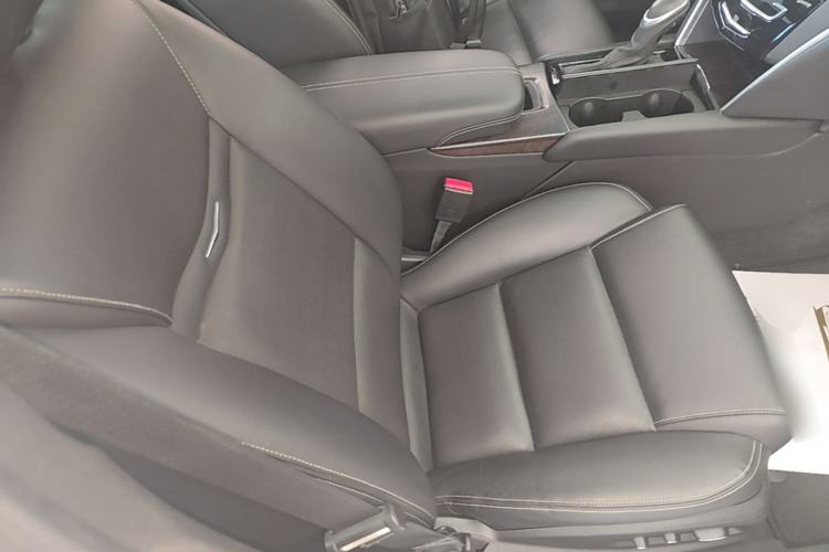Used Cadillac XTS 2018 28T Elite Edition Right Front Seat