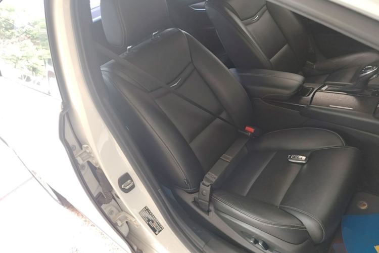 Used Cadillac XTS 2018 28T Elite Edition Right Front Seat