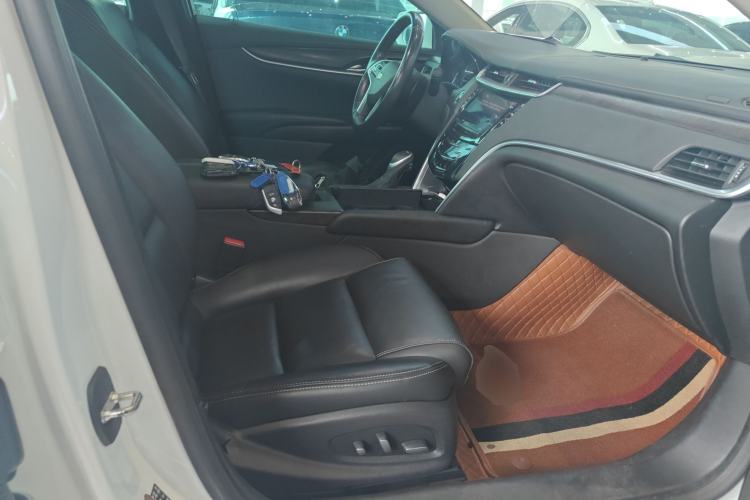 Used Cadillac XTS 2018 28T Elite Edition Right Front Seat