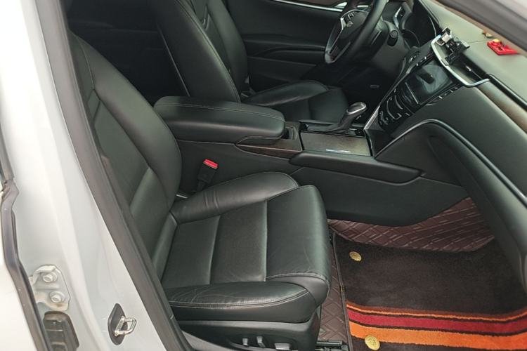 Used Cadillac XTS 2018 28T Elite Edition Right Front Seat