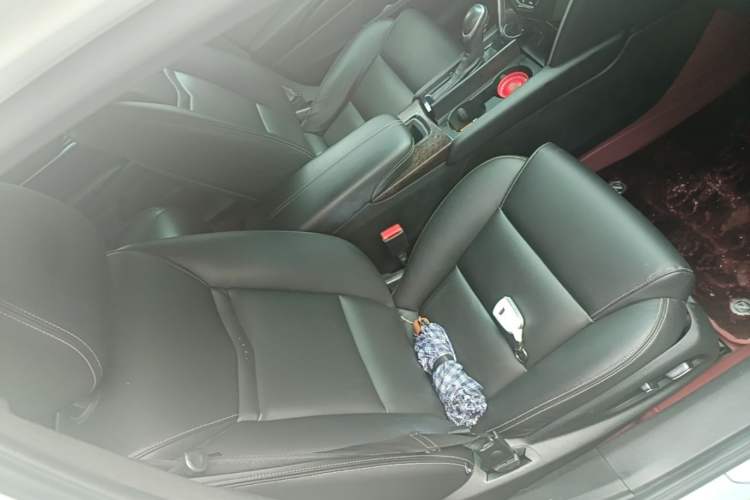 Used Cadillac XTS 2018 28T Tech Edition Right Front Seat