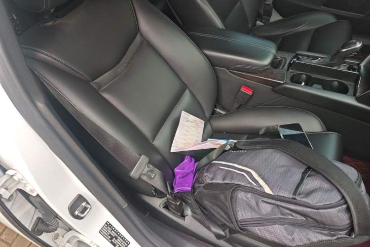 Used Cadillac XTS 2018 28T Tech Edition Right Front Seat
