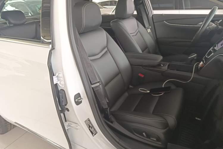 Used Cadillac XTS 2018 28T Tech Edition Right Front Seat