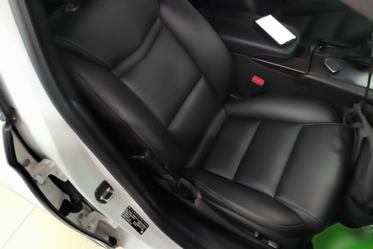 Used Cadillac XTS 2018 28T Tech Edition Right Front Seat