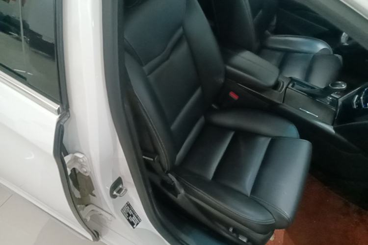 Used Cadillac XTS 2018 28T Tech Edition Right Front Seat