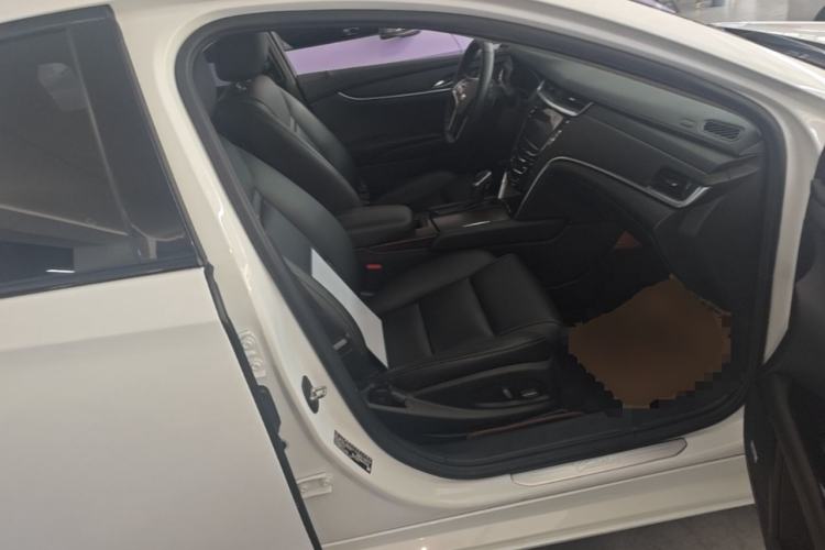 Used Cadillac XTS 2018 28T Tech Edition Right Front Seat