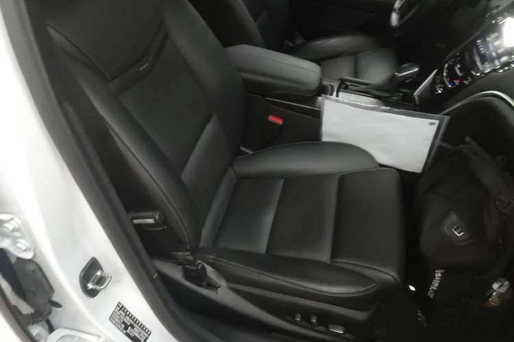 Used Cadillac XTS 2018 28T Elite Edition Right Front Seat