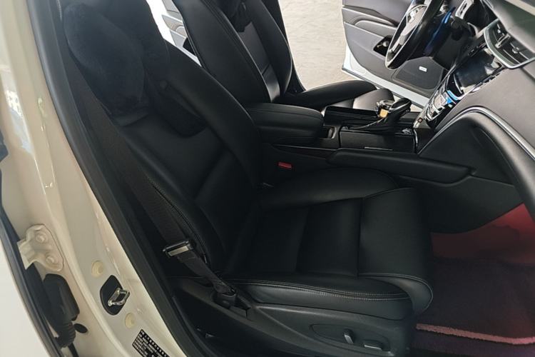 Used Cadillac XTS 2018 28T Tech Edition Right Front Seat