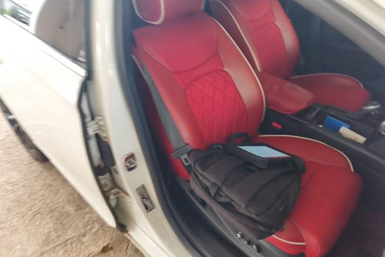 Used Cadillac XTS 2018 28T Elite Edition Right Front Seat