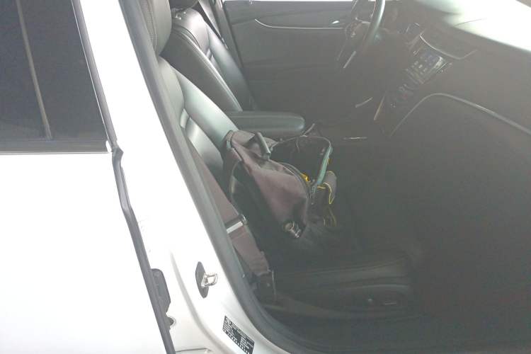 Used Cadillac XTS 2018 28T Tech Edition Right Front Seat