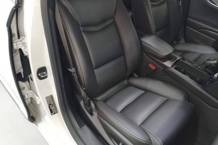 Used Cadillac XTS 2018 28T Tech Edition Right Front Seat