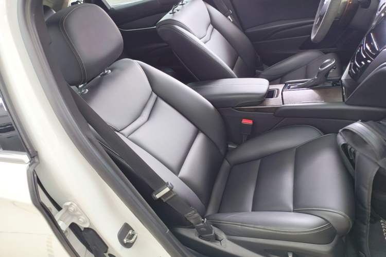 Used Cadillac XTS 2018 28T Tech Edition Right Front Seat