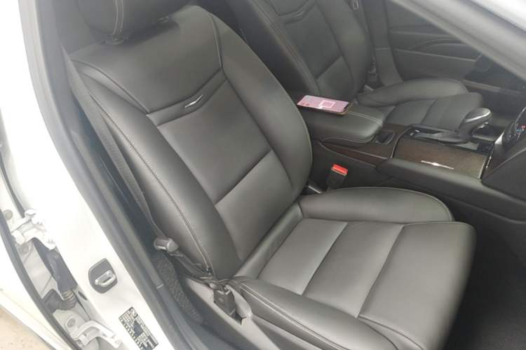 Used Cadillac XTS 2018 28T Elite Edition Right Front Seat