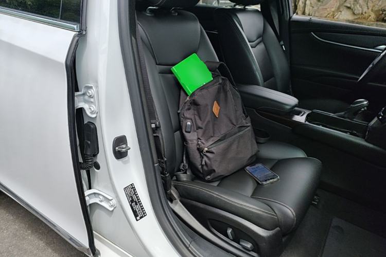 Used Cadillac XTS 2018 28T Tech Edition Right Front Seat