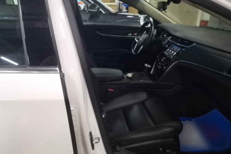 Used Cadillac XTS 2018 28T Tech Edition Right Front Seat