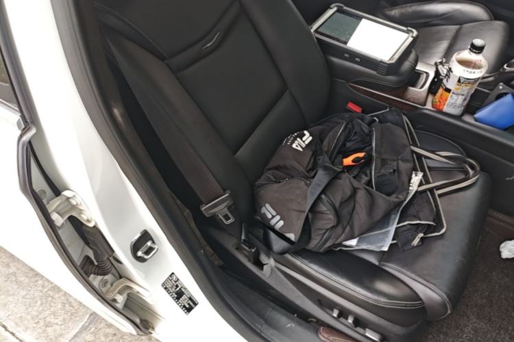 Used Cadillac XTS 2018 28T Elite Edition Right Front Seat