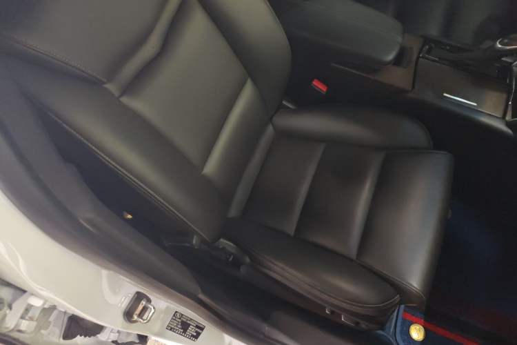 Used Cadillac XTS 2018 28T Tech Edition Right Front Seat