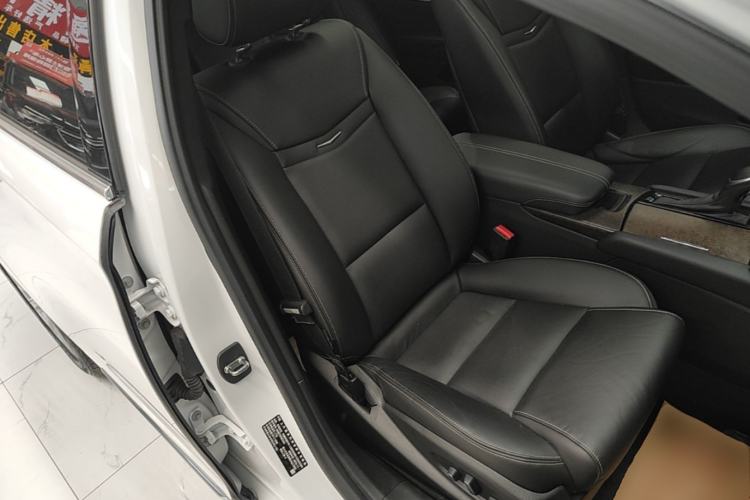 Used Cadillac XTS 2018 28T Elite Edition Right Front Seat