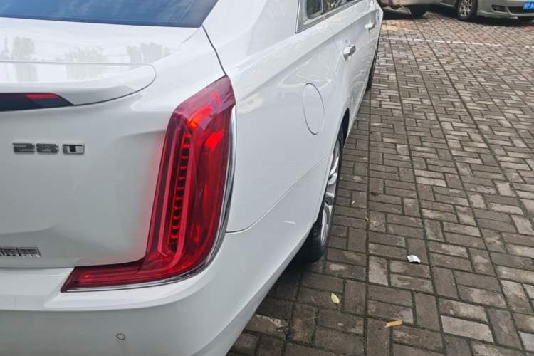 Used Cadillac XTS 2018 28T Tech Edition Right Rear Taillight