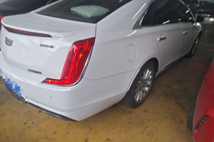 Used Cadillac XTS 2018 28T Tech Edition Right Rear Taillight