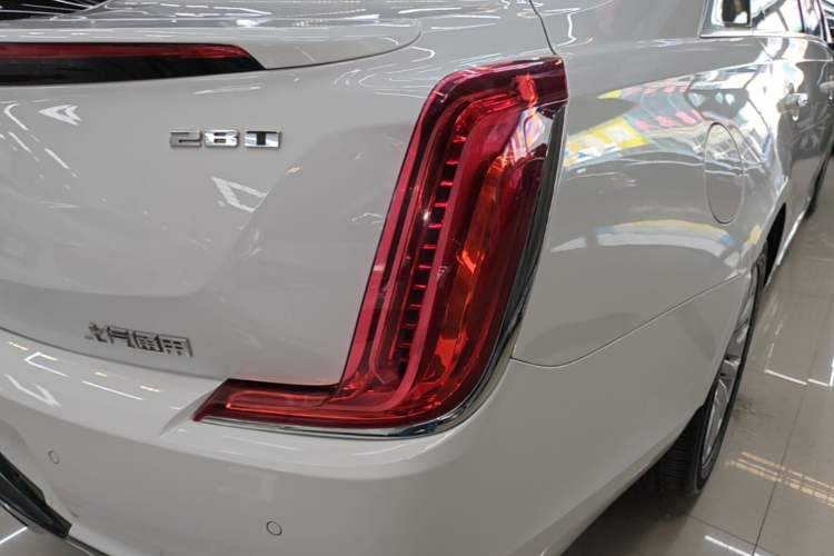 Used Cadillac XTS 2018 28T Tech Edition Right Rear Taillight
