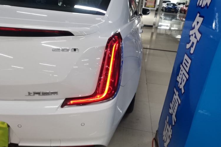 Used Cadillac XTS 2018 28T Tech Edition Right Rear Taillight