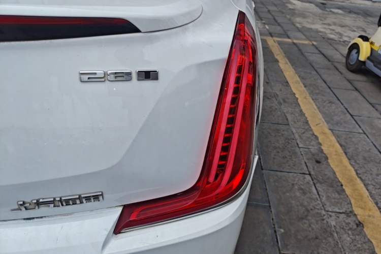Used Cadillac XTS 2018 28T Elite Edition Right Rear Taillight