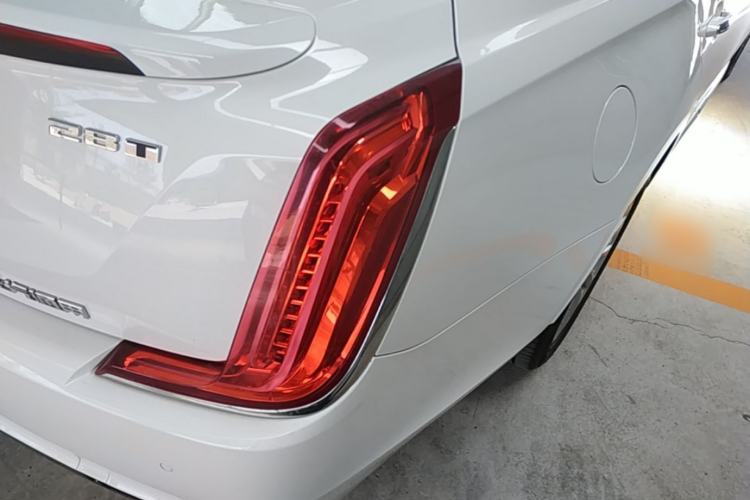 Used Cadillac XTS 2018 28T Elite Edition Right Rear Taillight