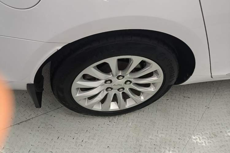 Used Cadillac XTS 2018 28T Tech Edition Right Rear Wheel Hub