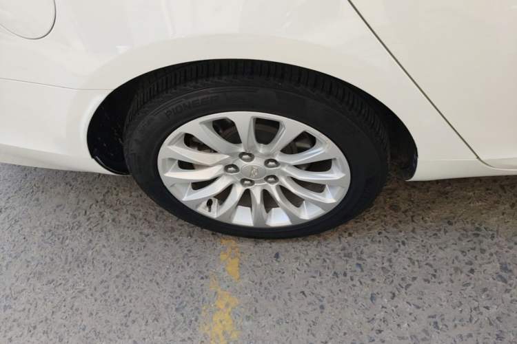 Used Cadillac XTS 2018 28T Tech Edition Right Rear Wheel Hub