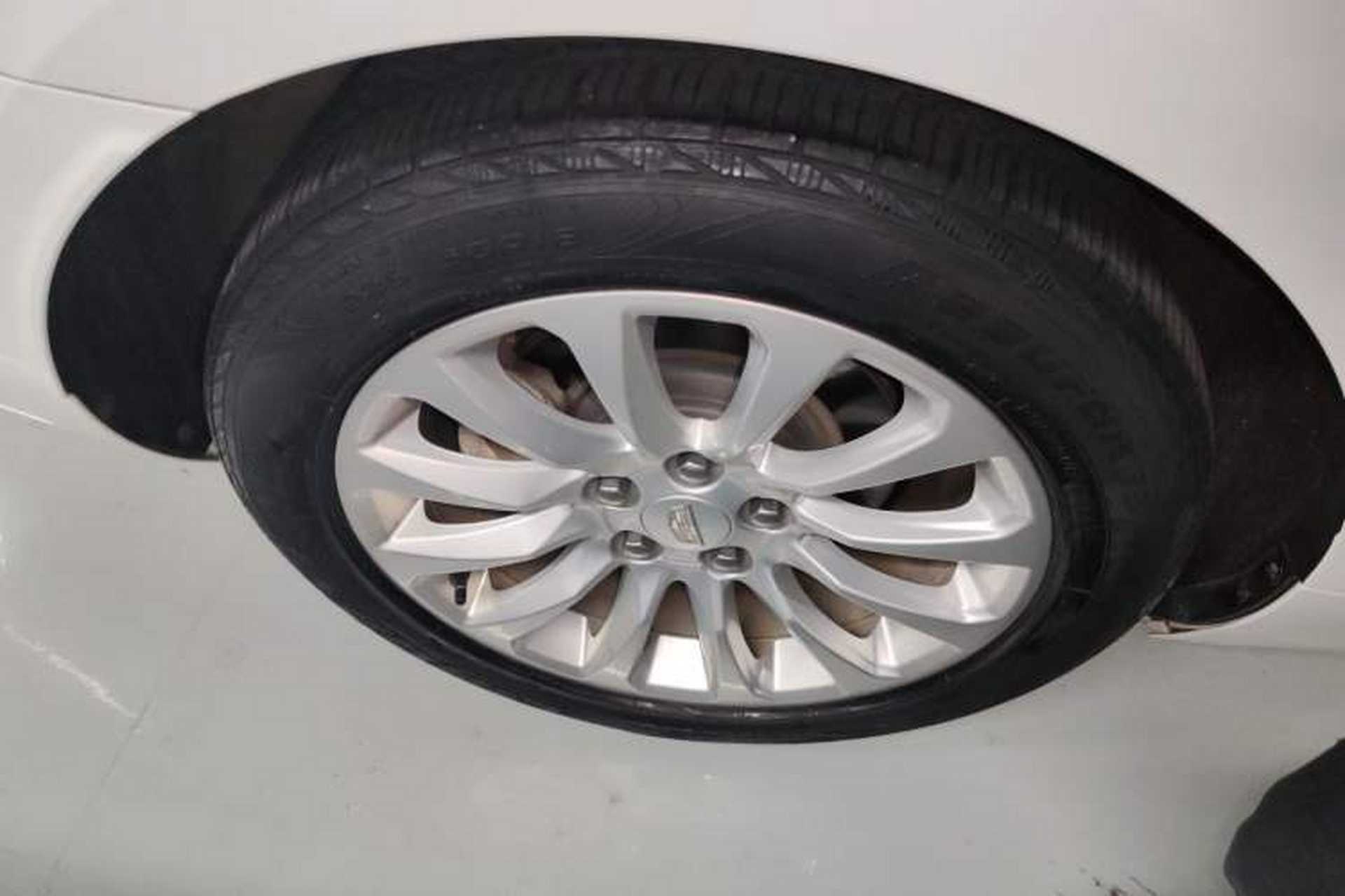 Used Cadillac XTS 2018 28T Tech Edition Right Rear Wheel Hub