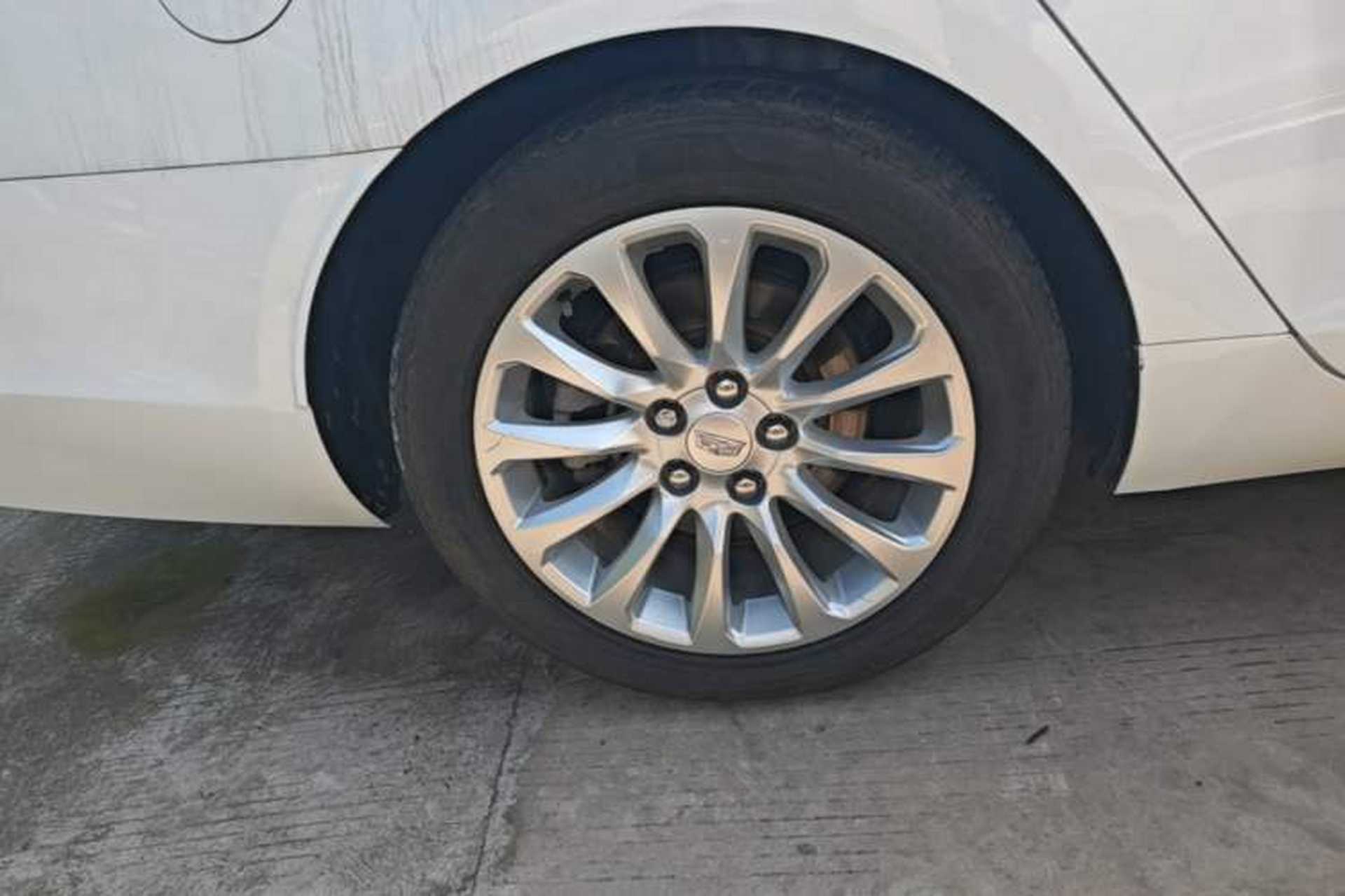 Used Cadillac XTS 2018 28T Tech Edition Right Rear Wheel Hub