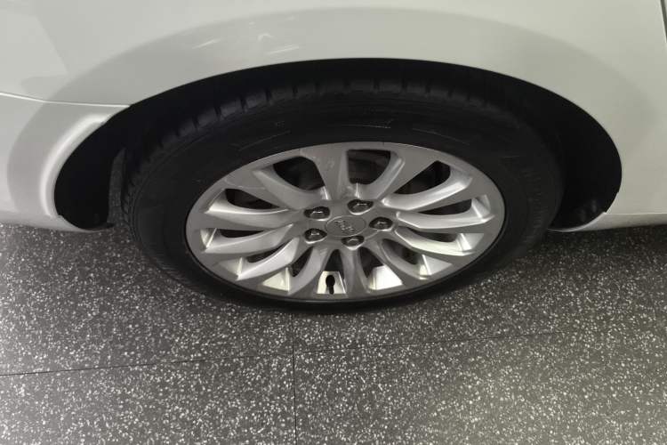 Used Cadillac XTS 2018 28T Tech Edition Right Rear Wheel Hub