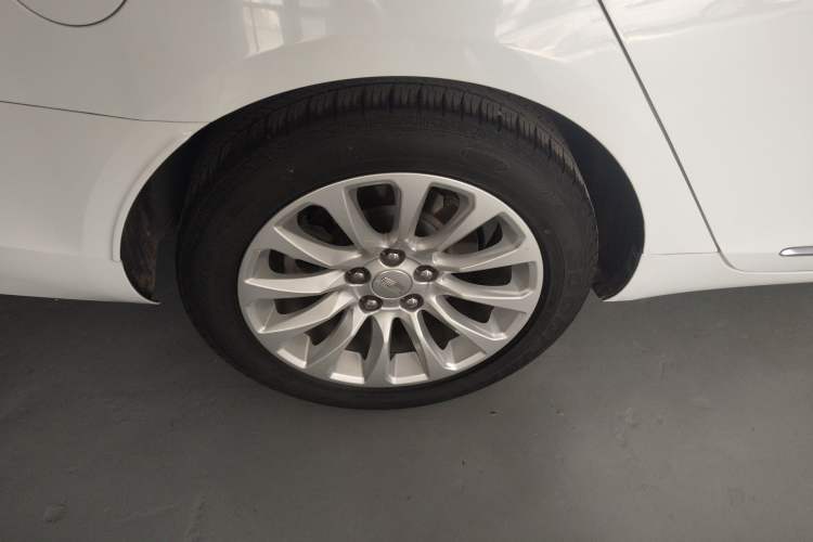 Used Cadillac XTS 2018 28T Tech Edition Right Rear Wheel Hub