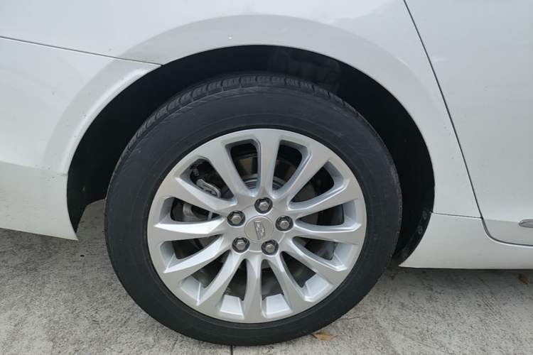 Used Cadillac XTS 2018 28T Tech Edition Right Rear Wheel Hub
