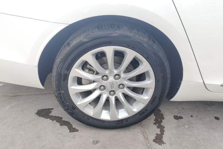 Used Cadillac XTS 2018 28T Tech Edition Right Rear Wheel Hub