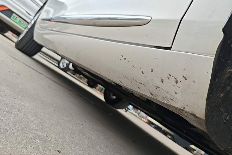 Used Cadillac XTS 2018 28T Elite Edition Right Side Sill