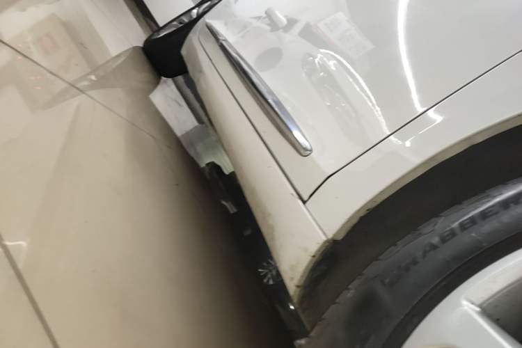 Used Cadillac XTS 2018 28T Elite Edition Right Side Sill