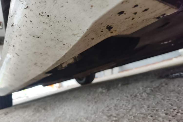 Used Cadillac XTS 2018 28T Elite Edition Right Side Sill