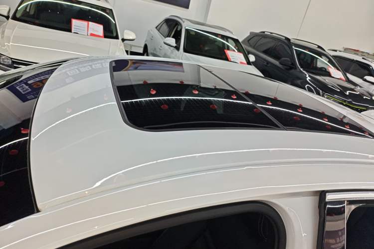 Used Cadillac XTS 2018 28T Tech Edition Roof