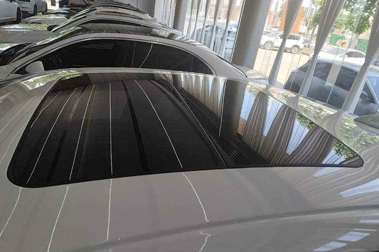 Used Cadillac XTS 2018 28T Elite Edition Roof