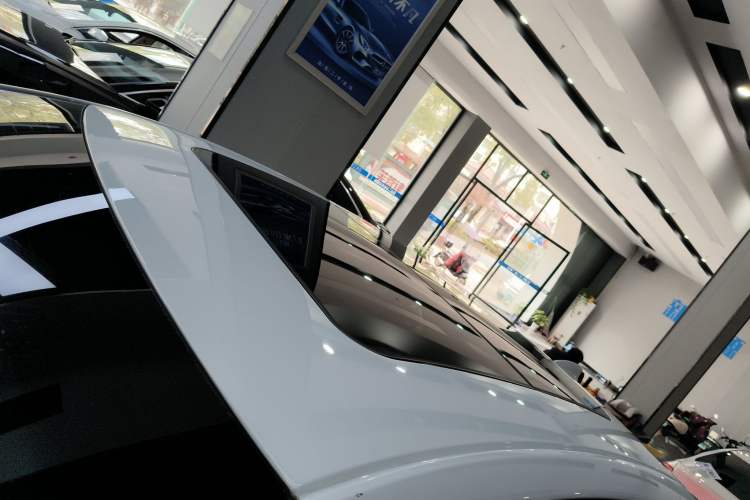 Used Cadillac XTS 2018 28T Tech Edition Roof