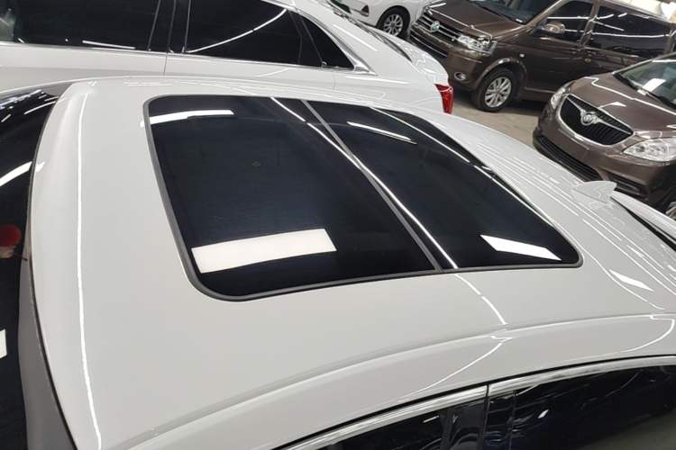 Used Cadillac XTS 2018 28T Elite Edition Roof