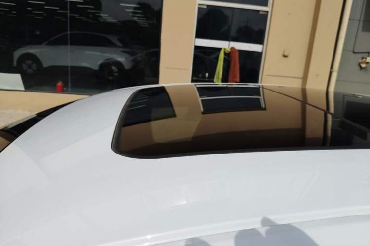 Used Cadillac XTS 2018 28T Tech Edition Roof