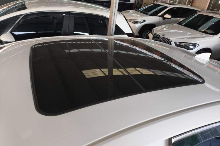 Used Cadillac XTS 2018 28T Elite Edition Roof